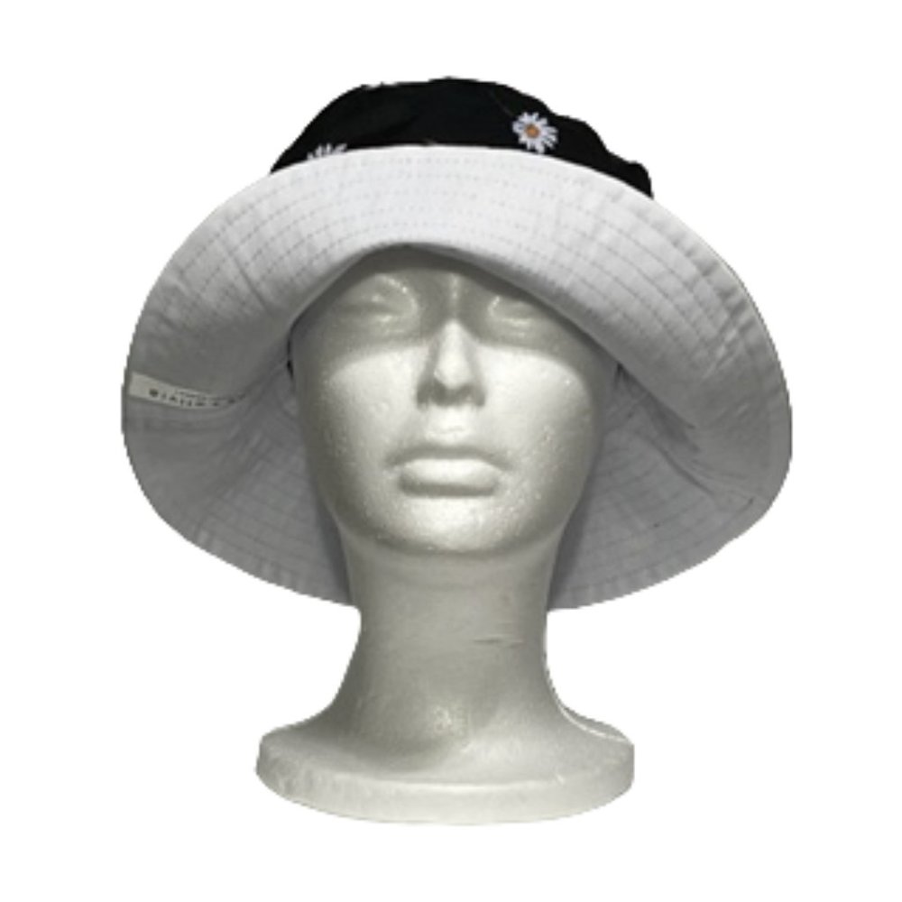 ALICE + OLIVIA Reversible Bucket Hat: Black with Daisy Print And Solid White NWT - Picture 7 of 11